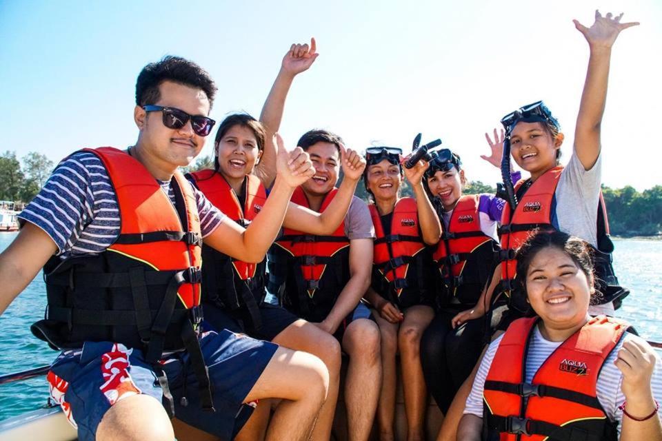 Tawaen Beach Resort Ko Lan Bagian luar foto